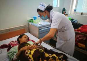 Sản phụ bị nhau bong non được bác sĩ Bệnh viện Sản Nhi tỉnh Quảng Ngãi phẫu thuật kịp thời