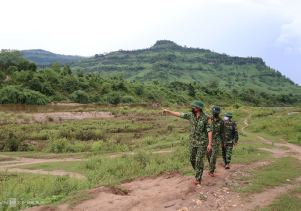 Biên giới căng mình chống dịch
