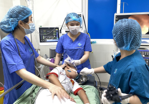 Cẩn trọng với bệnh viêm loét dạ dày, tá tràng do vi khuẩn HP ở trẻ em