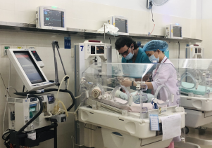 Bác sĩ Omar người Thầy đáng kính của Khoa nhi Sơ sinh