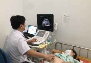 Mổ cấp cứu sản phụ nhau tiền đạo trung tâm, giúp mẹ tròn con vuông.