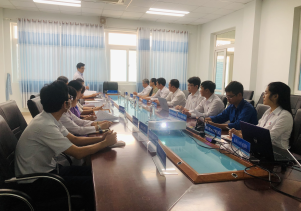 Đoàn công tác Đại học Y Dược thành phố Hồ Chí Minh làm việc với Bệnh viện Sản Nhi tỉnh.