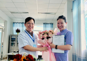 Trao Quyết định bổ nhiệm Điều dưỡng trưởng – Hộ sinh trưởng