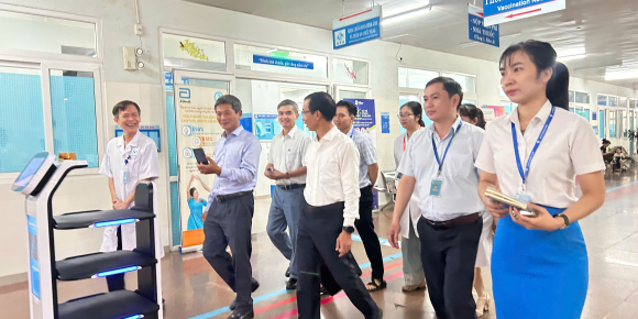 Giám sát thực hiện chuyển đổi số trong lĩnh vực y tế